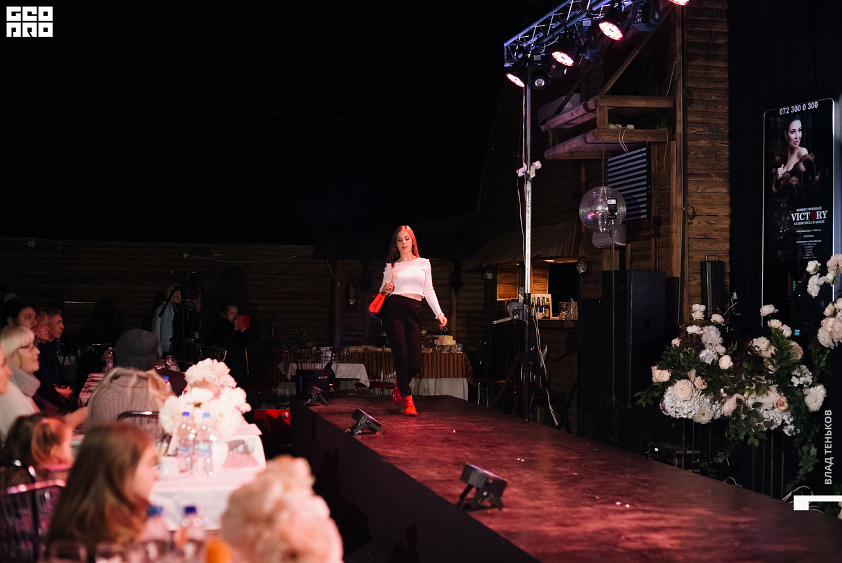3-й день Lugansk Fashion Week в ресторане "Слобода" 28
