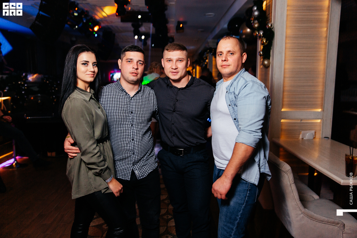 Saturday party 11