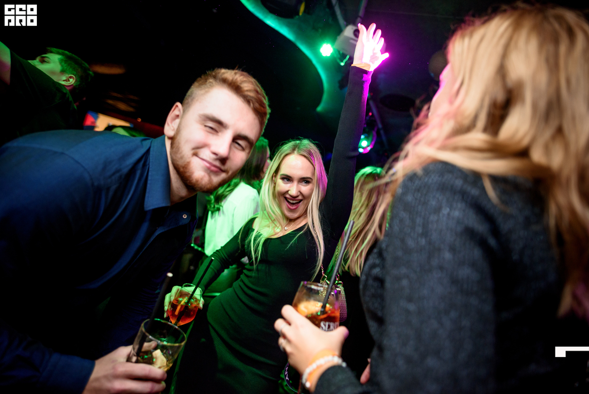 The Party of 2000s: Ночь ностальгии // Friday Party at Fashion Club 15