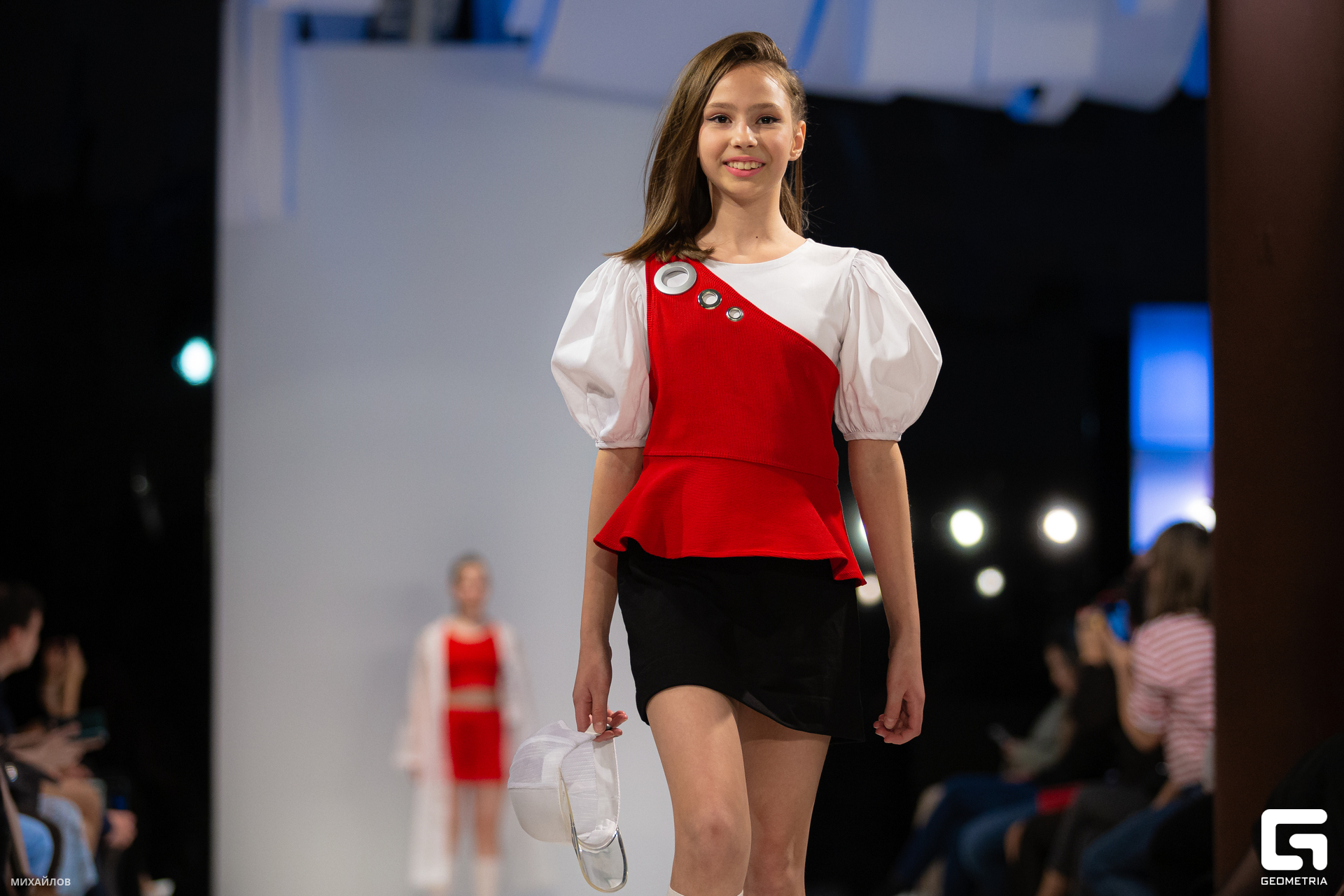 587-2304065100-Показ - Михайлов.JPG