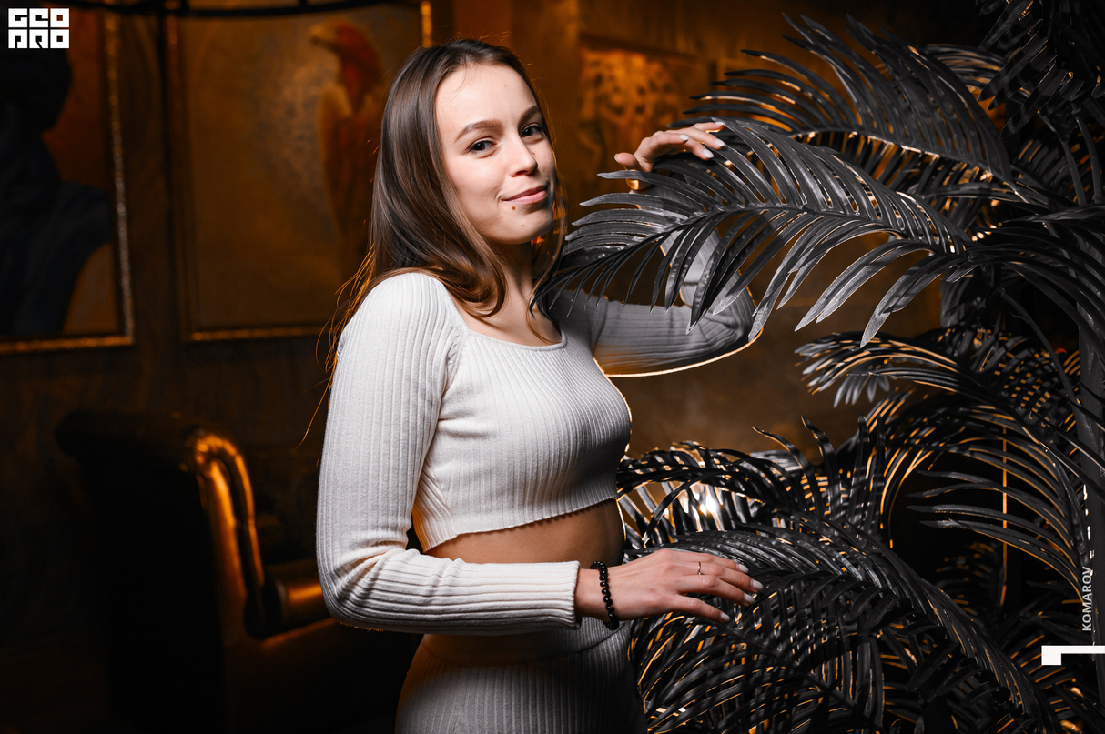 Пятница в SAXARA LOUNGE 24