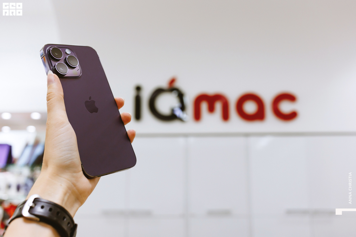 Презентация новых Айфонов в iQmac 15
