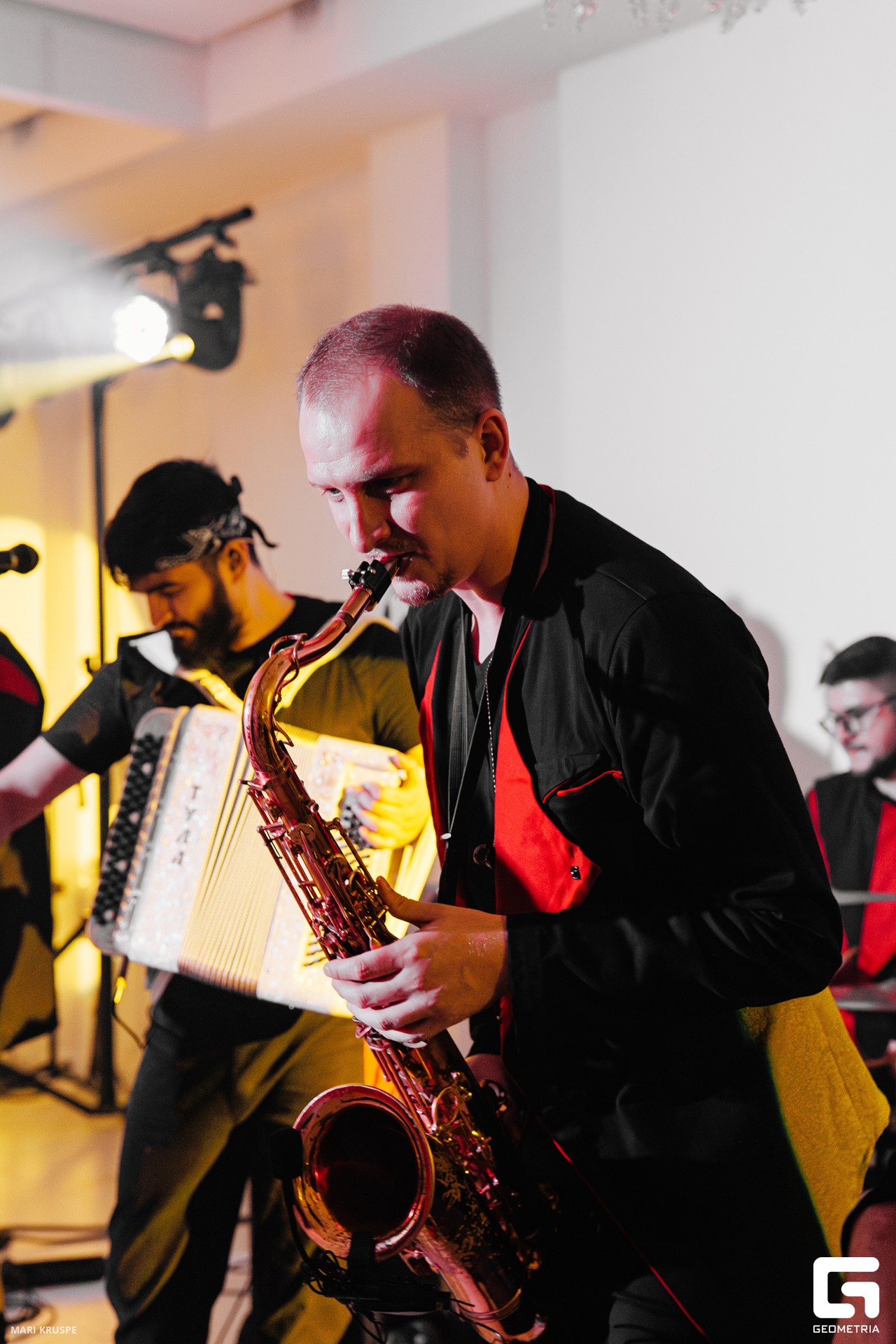 MARI6134-Улучшено-Ум. шума.jpg