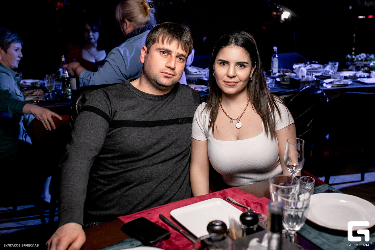 Международный женский день в БАРХАТ 20