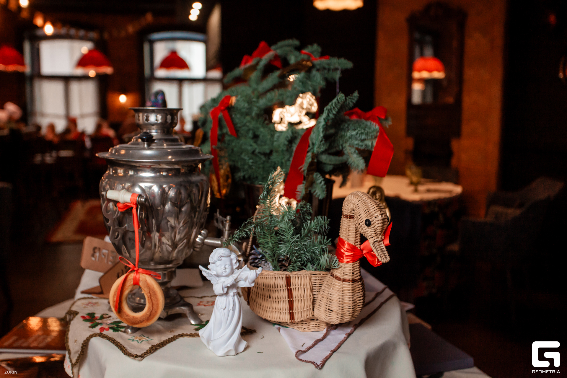 014-13-23-56-03-01-25- Zorin.jpg