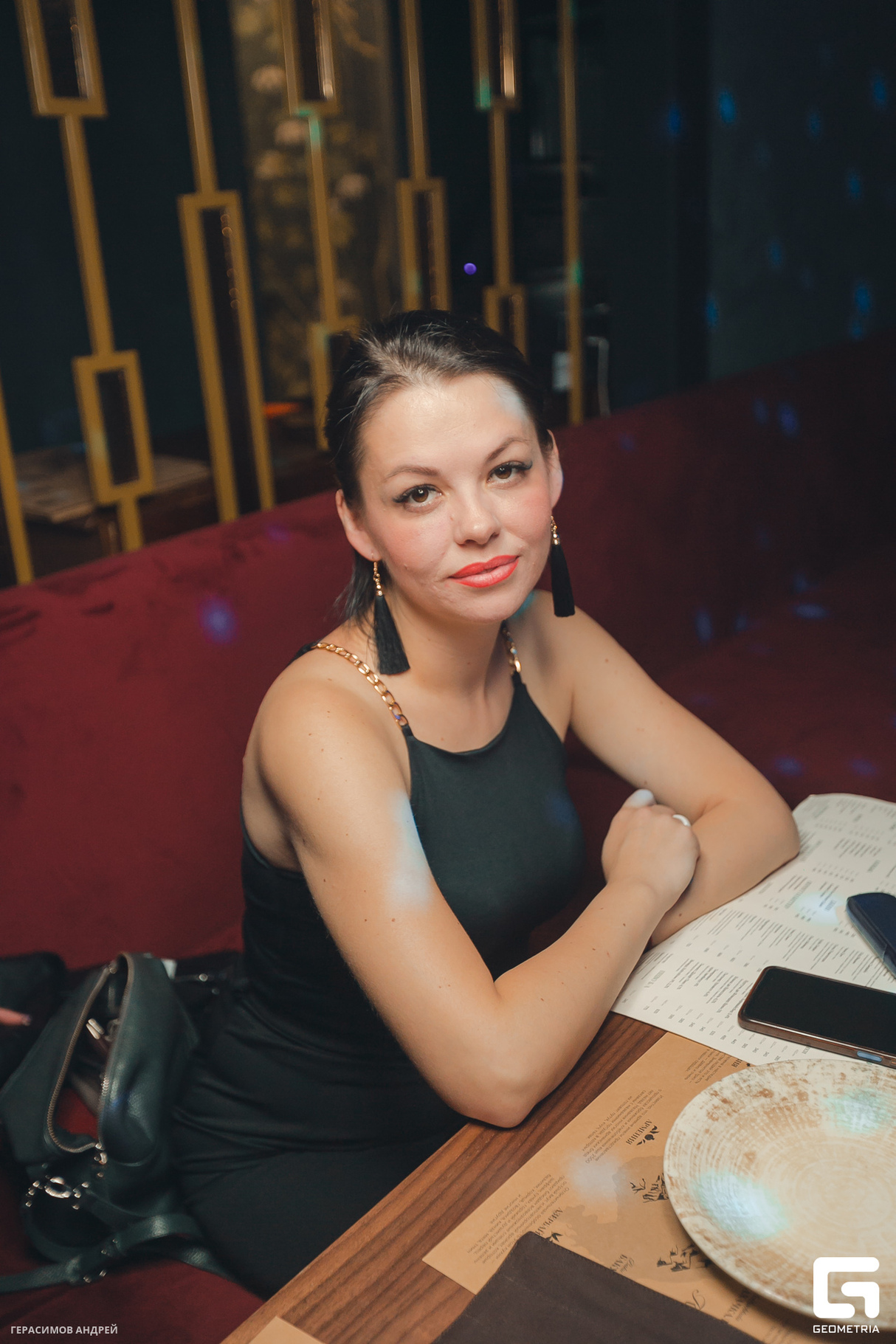 ДОМ ХИНКАЛИ 25