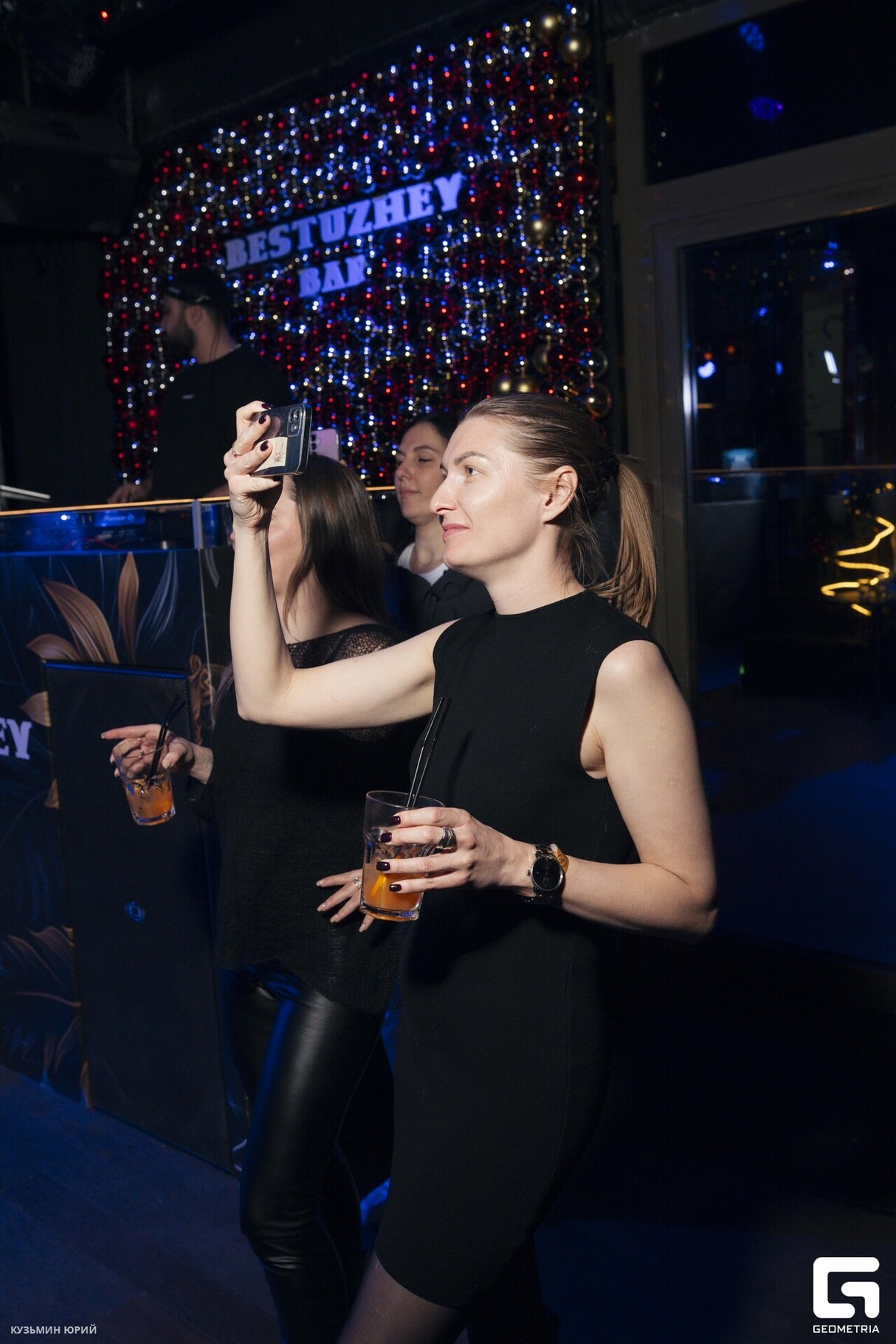 ПЯТНИЦА В BESTUZHEV BAR 14