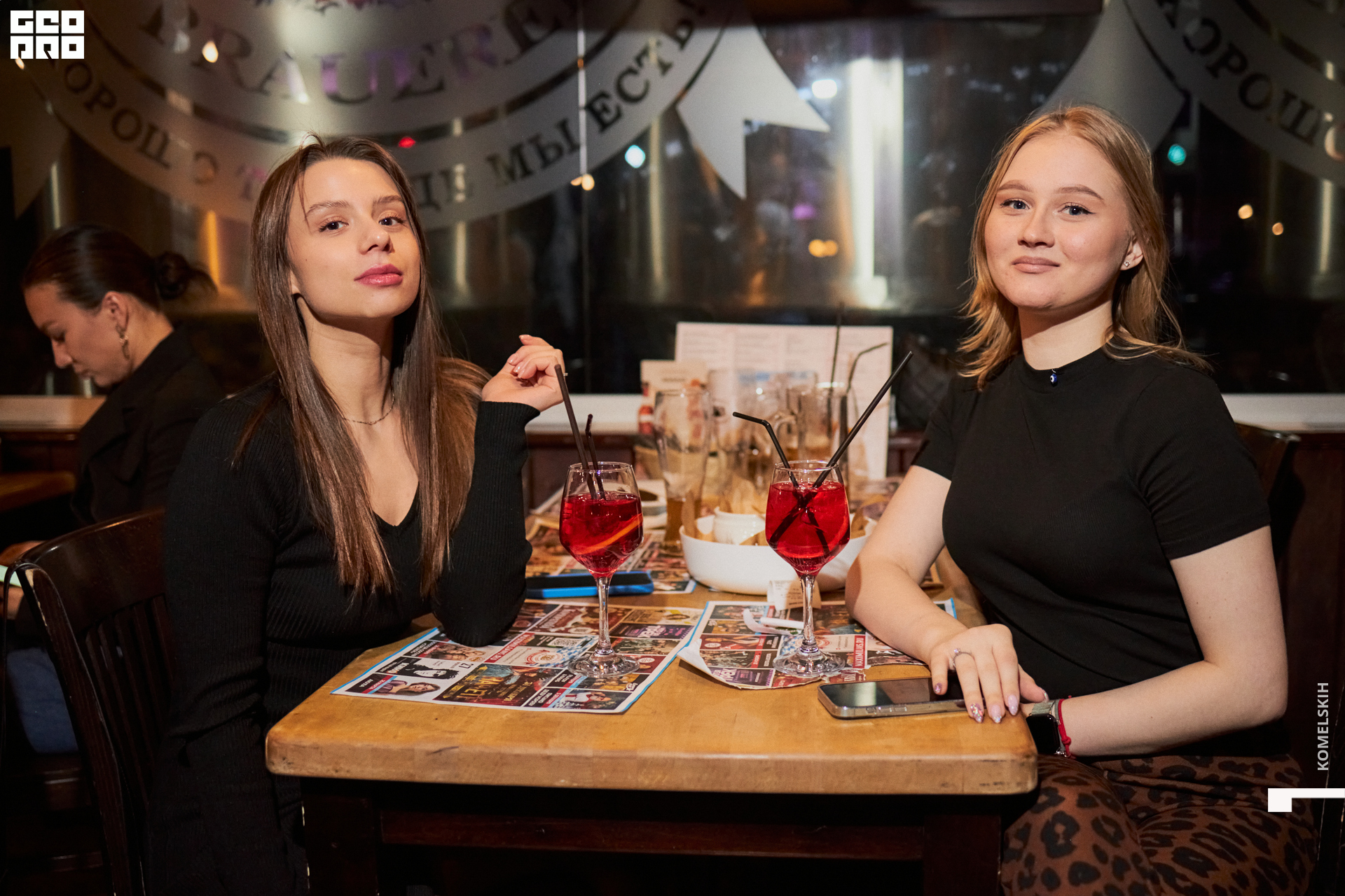 083-2022_11_20-19-59-45 - Komelskih.jpg