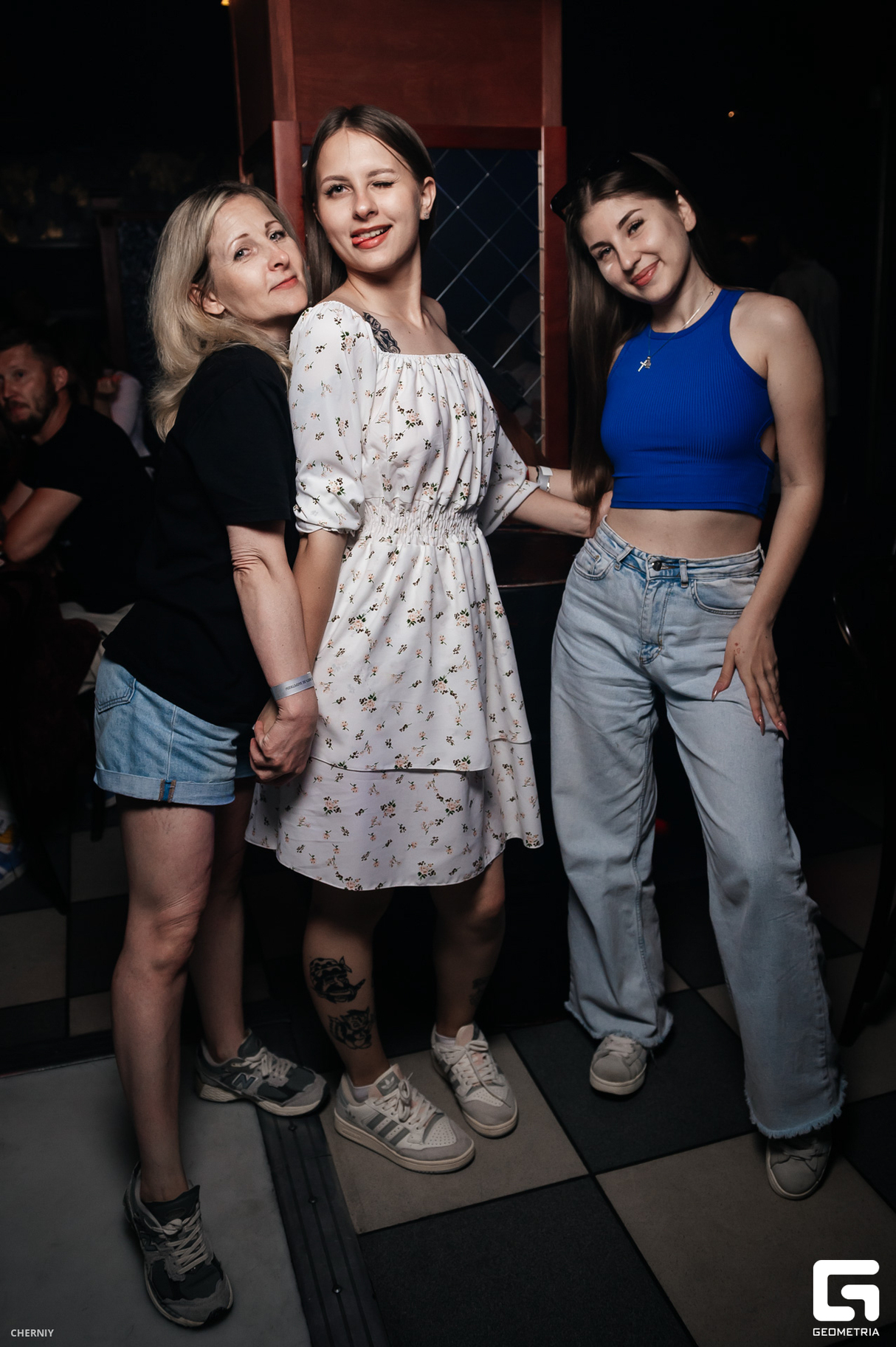 Saturday party 28