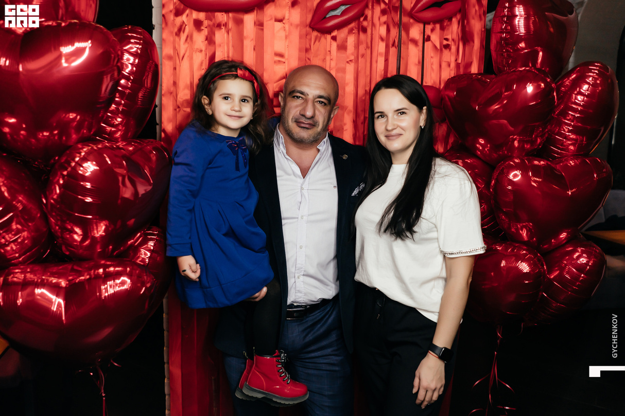 Little Party 30