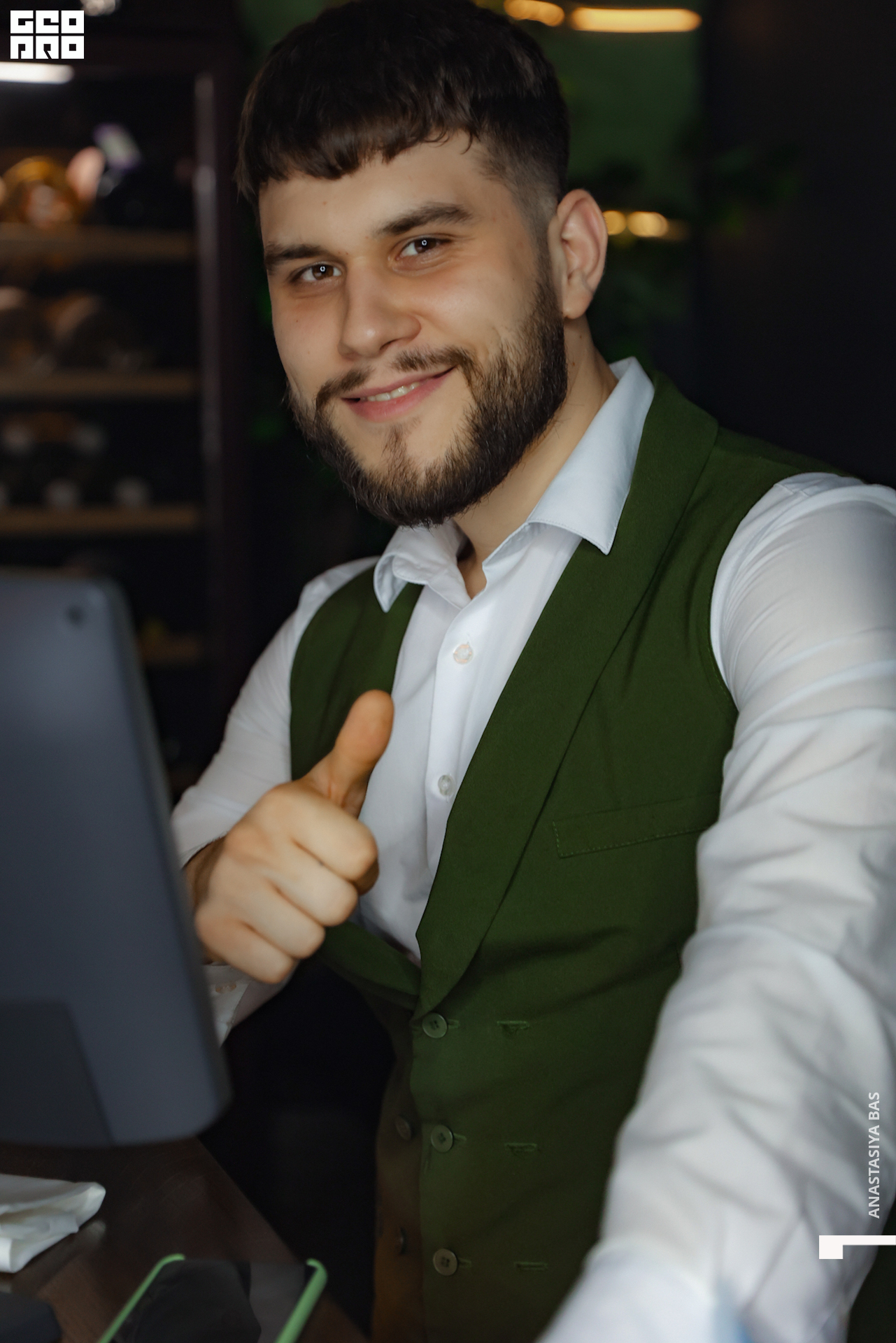 4.06 Applause-095.jpg