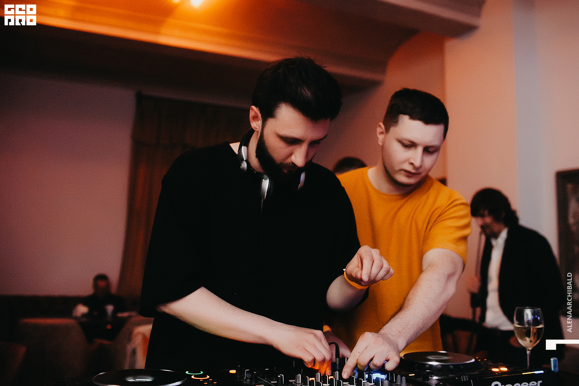 2022-05-07 00-18-10_alenaarchibald048.jpg