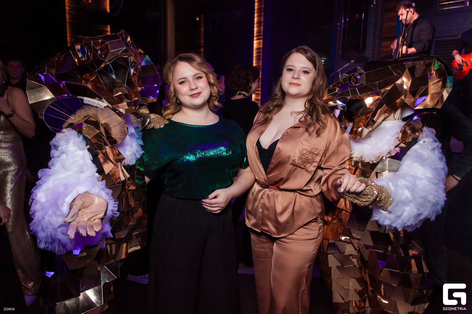 055-23-11-17-31-12-24- Zorin.jpg