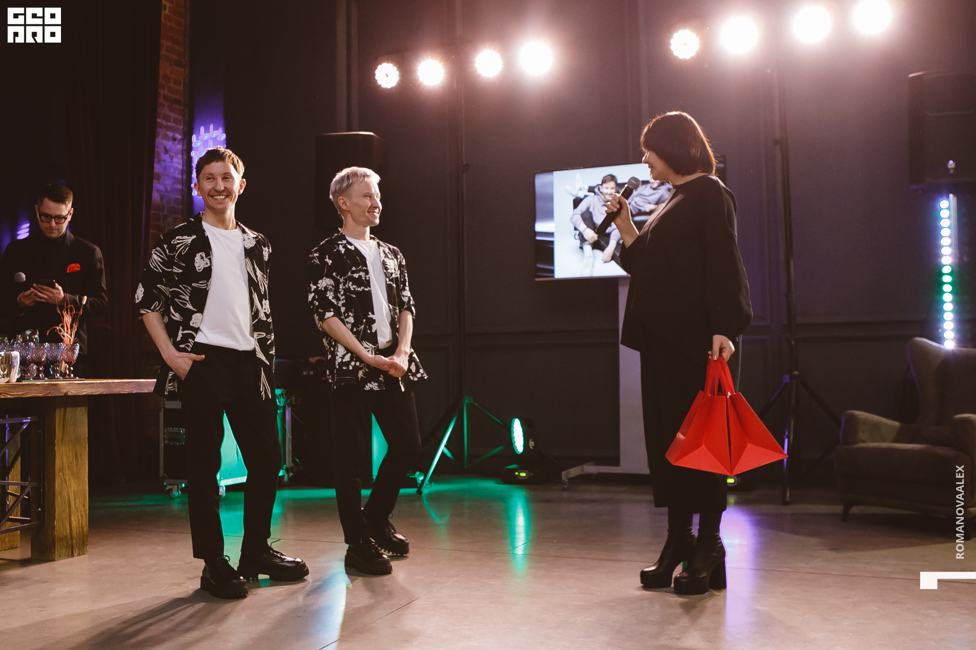 048 250222 201022 .jpg