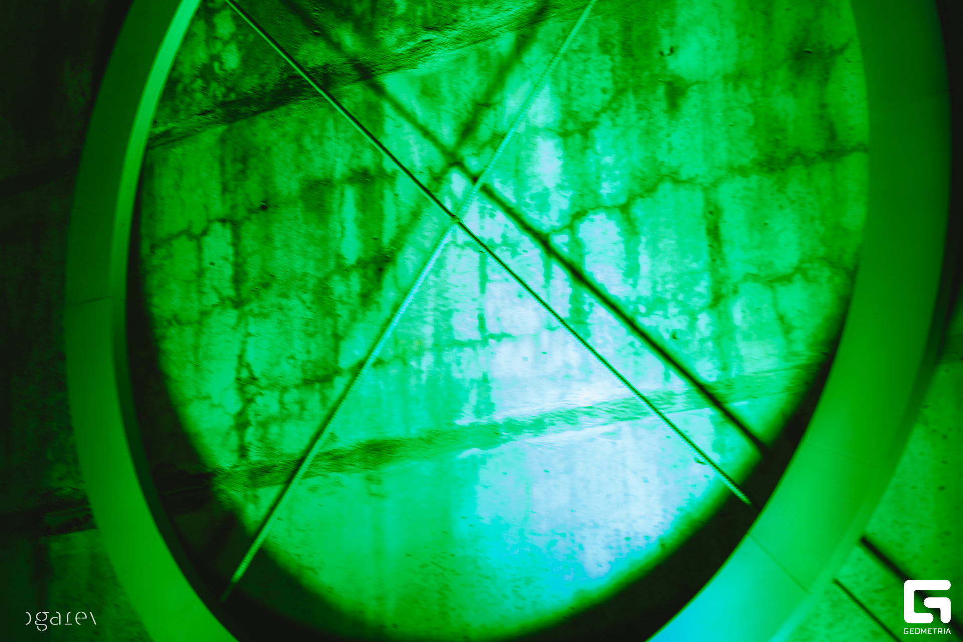 OUTLINE 2024-427-257.jpg