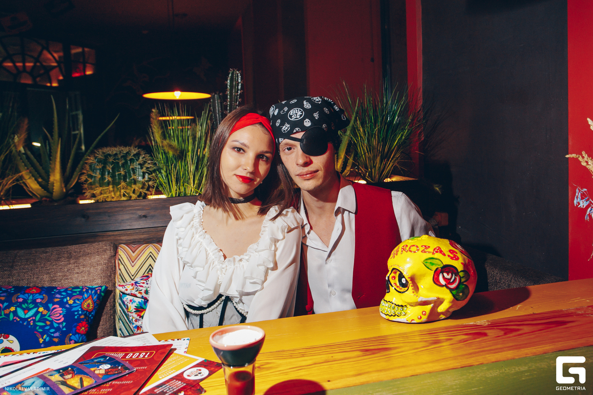 HALLOWEEN & DIA DE LOS MUERTOS 18