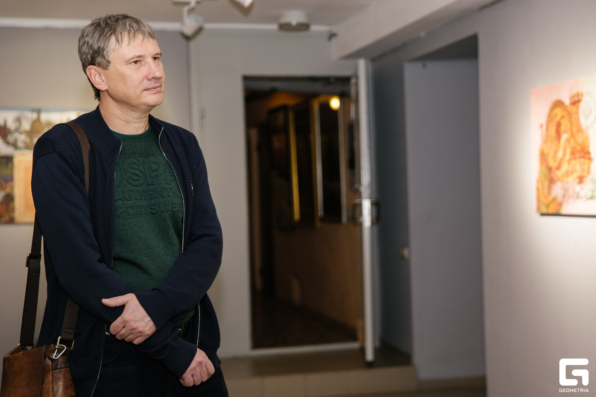 Element (170)_resized.jpg