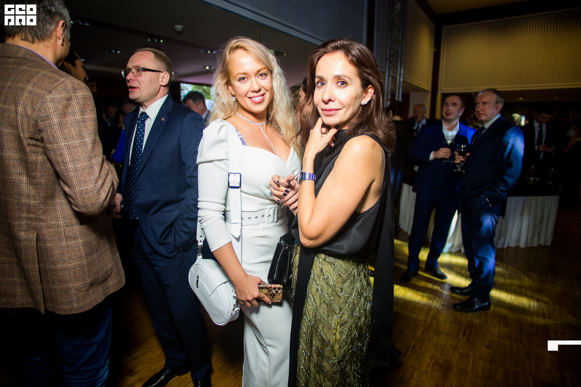 454_21-12-09 ISAEVA KASHIN SHVETS.jpg