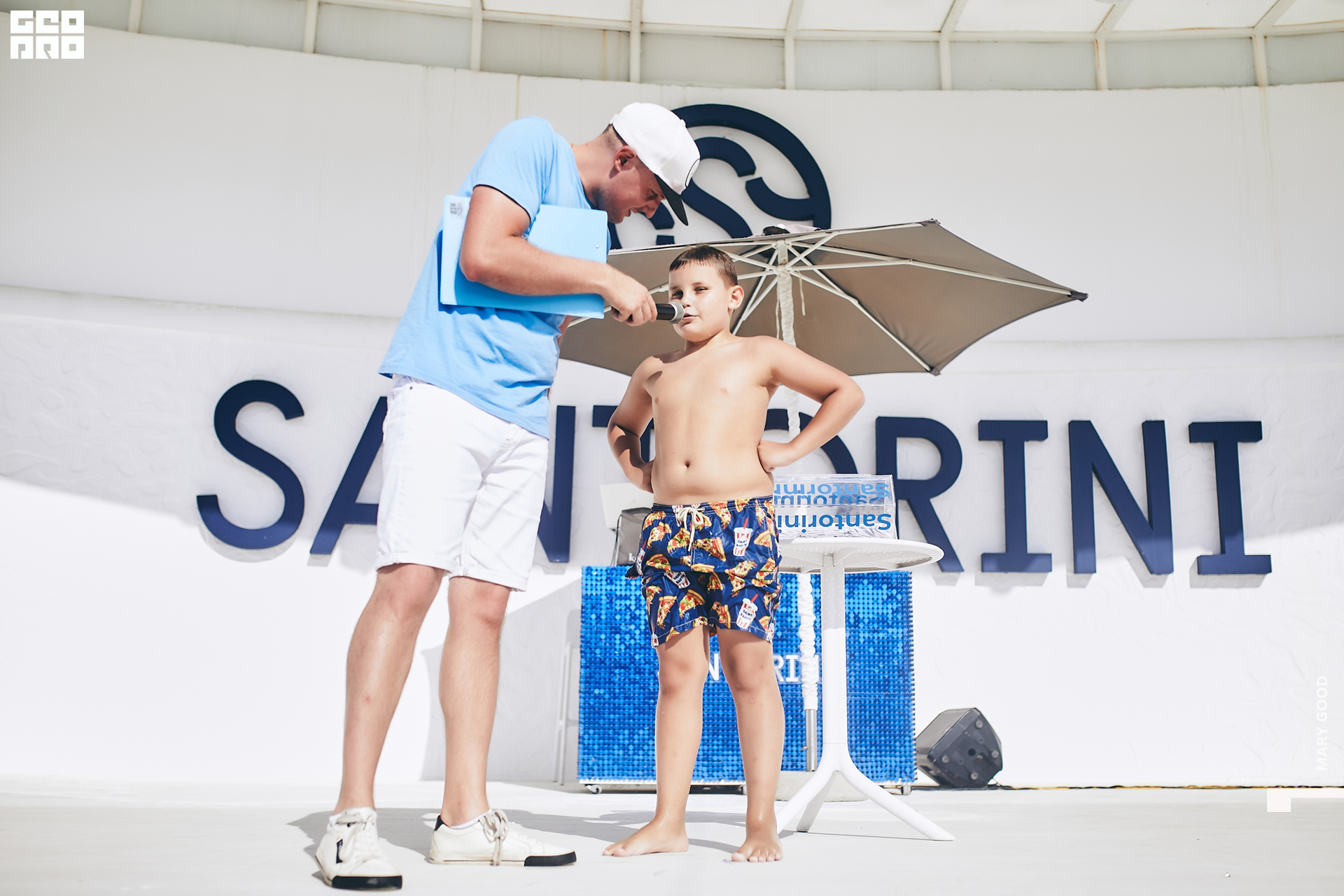 13.08.22 Santorini - Saturday092_6667.jpg