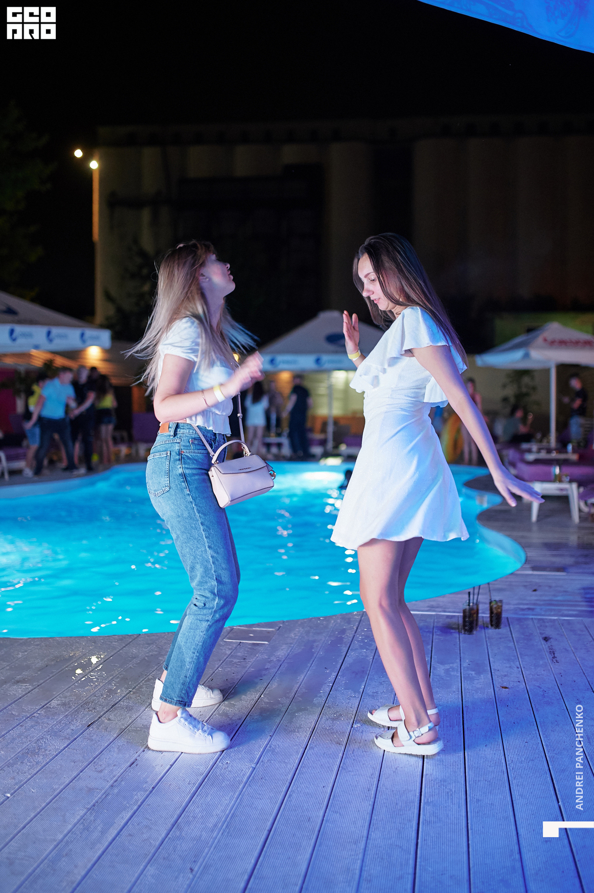 Night pool party 14