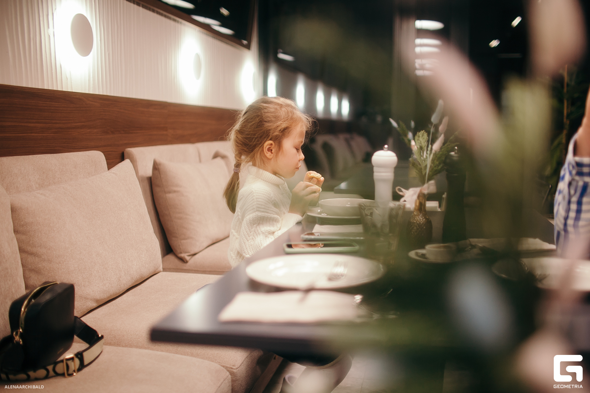 2023-12-02 18-00-57_alenaarchibald013.JPG