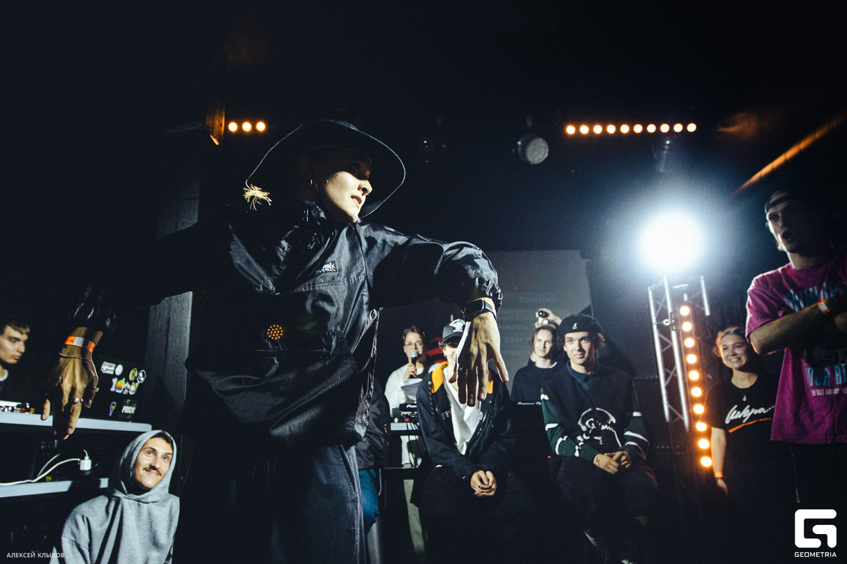 BACKSTAGE x ИСКРА 29
