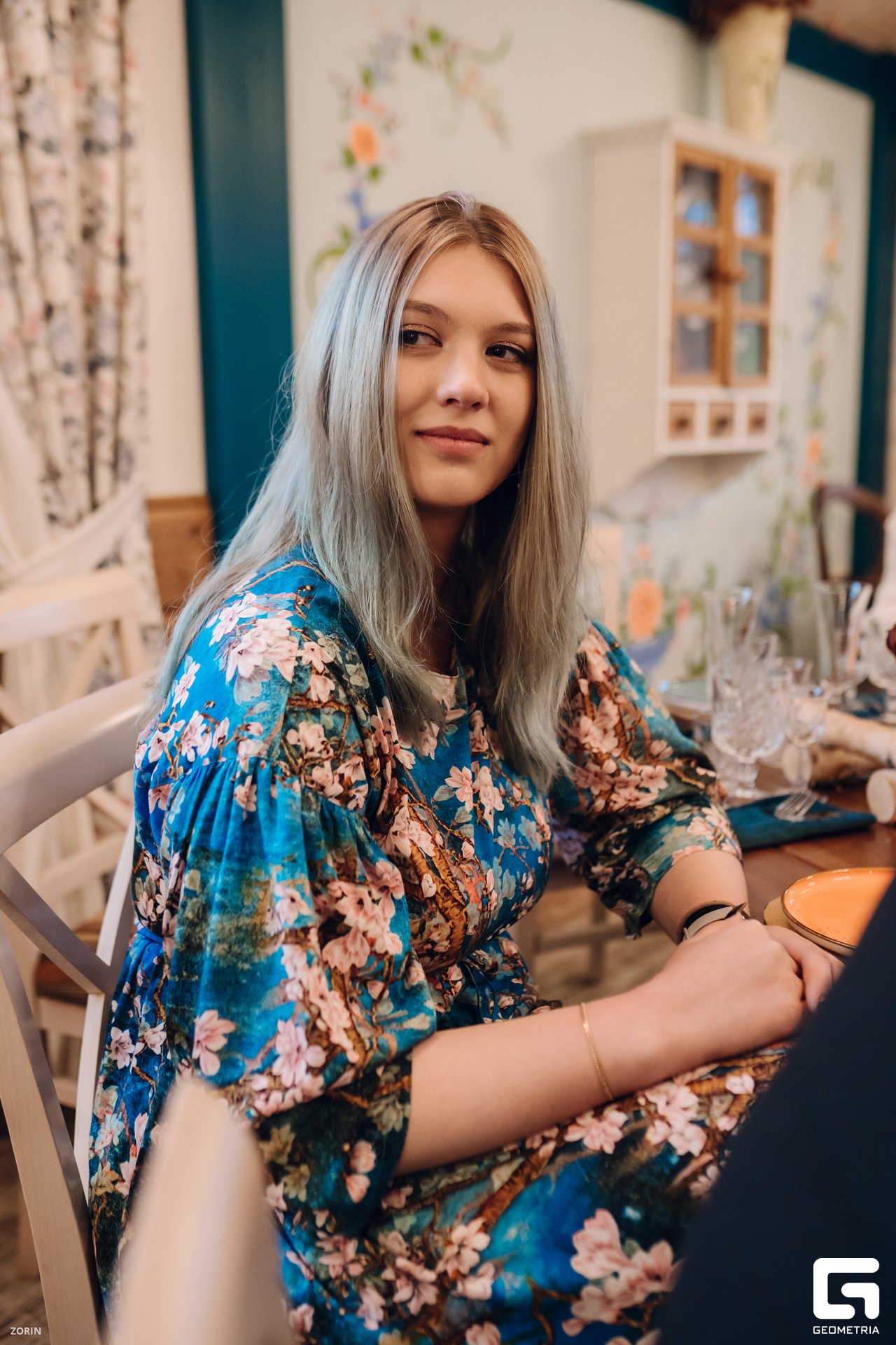 097-17-37-22-20-05-25- Zorin.jpg