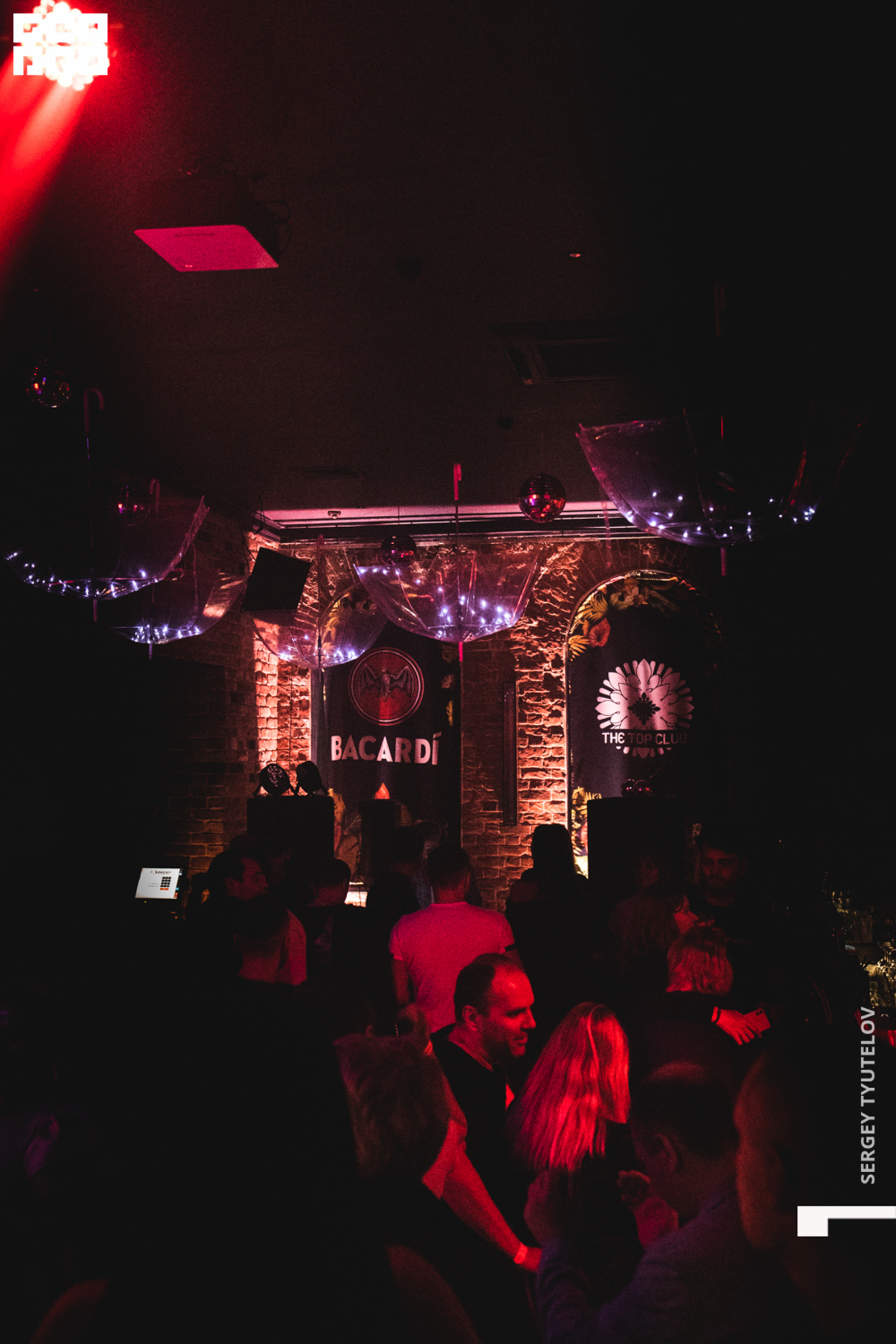 THE TOP CLUB WKND 25