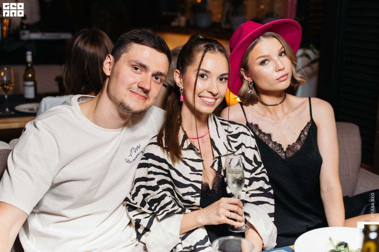 Вечер пятницы в ресторане Barbresco 13