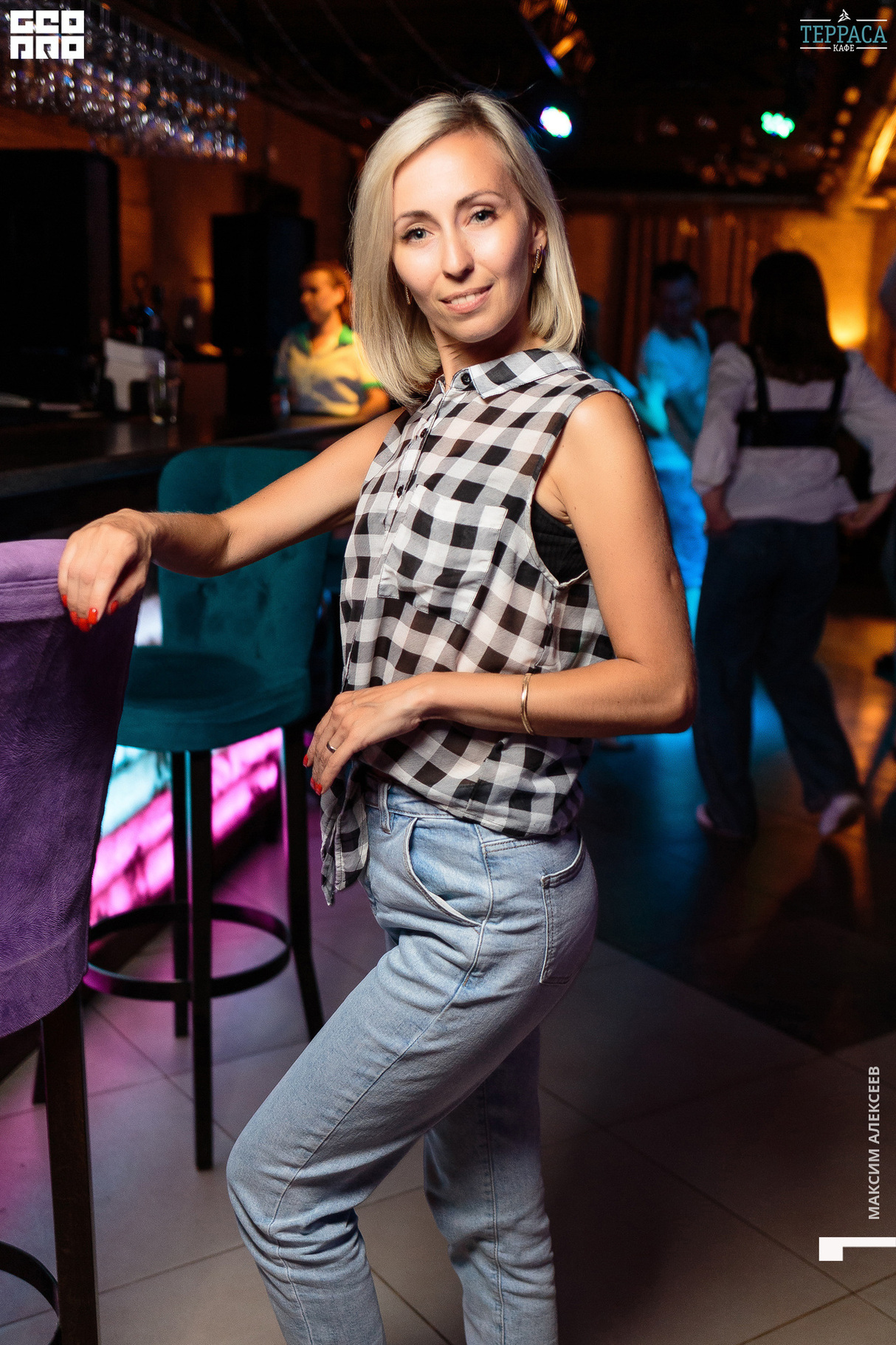 Пятница в кафе Терраса 23