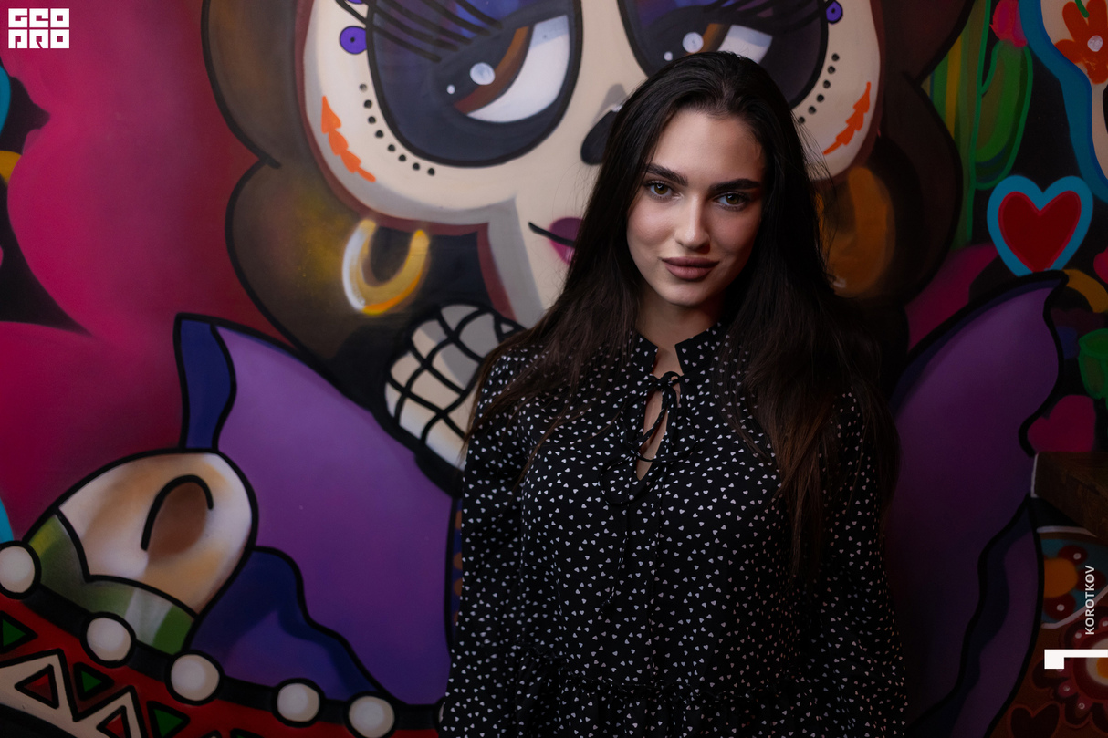 Funky Bar / Horror Night 16