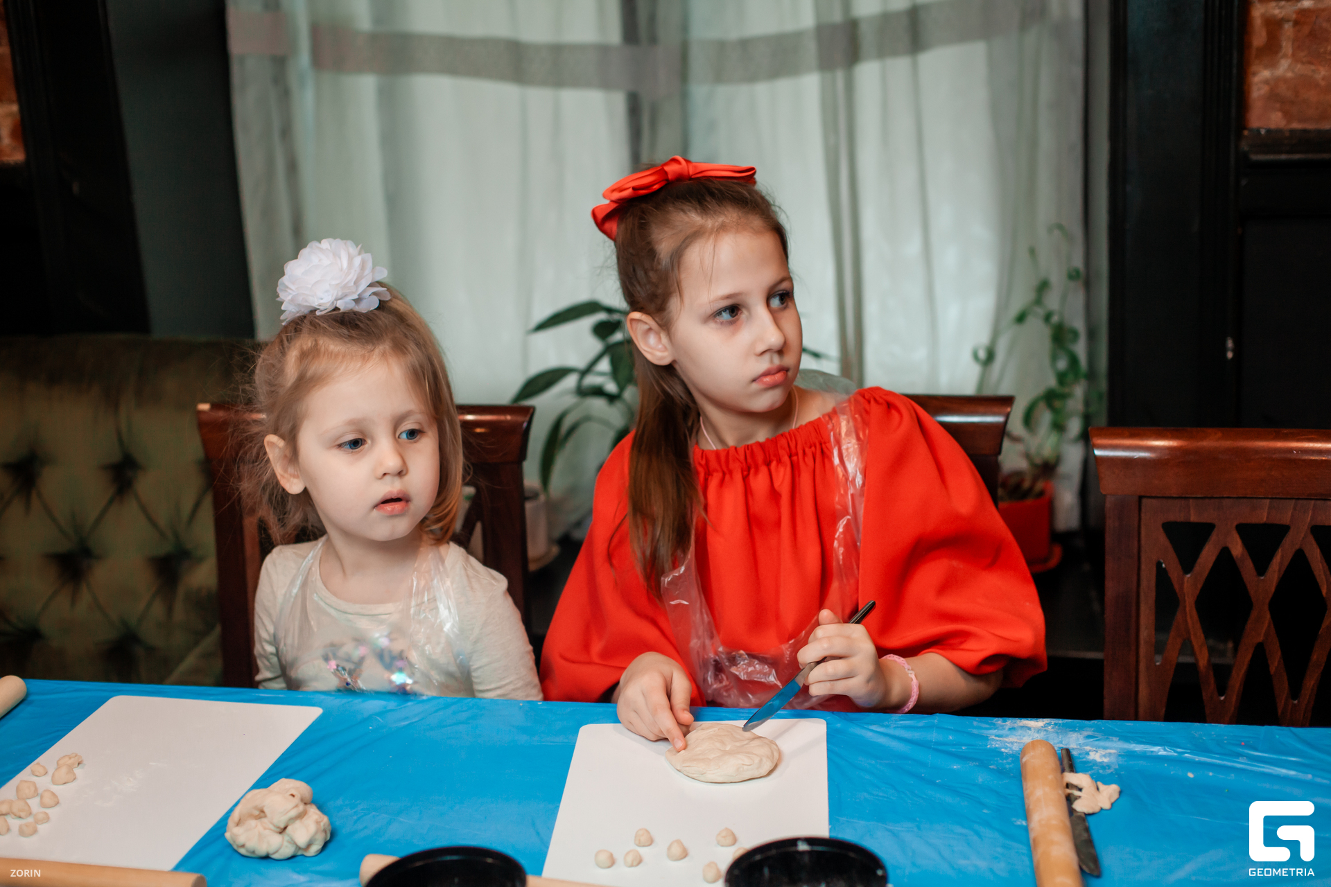 031-13-39-14-03-01-25- Zorin.jpg