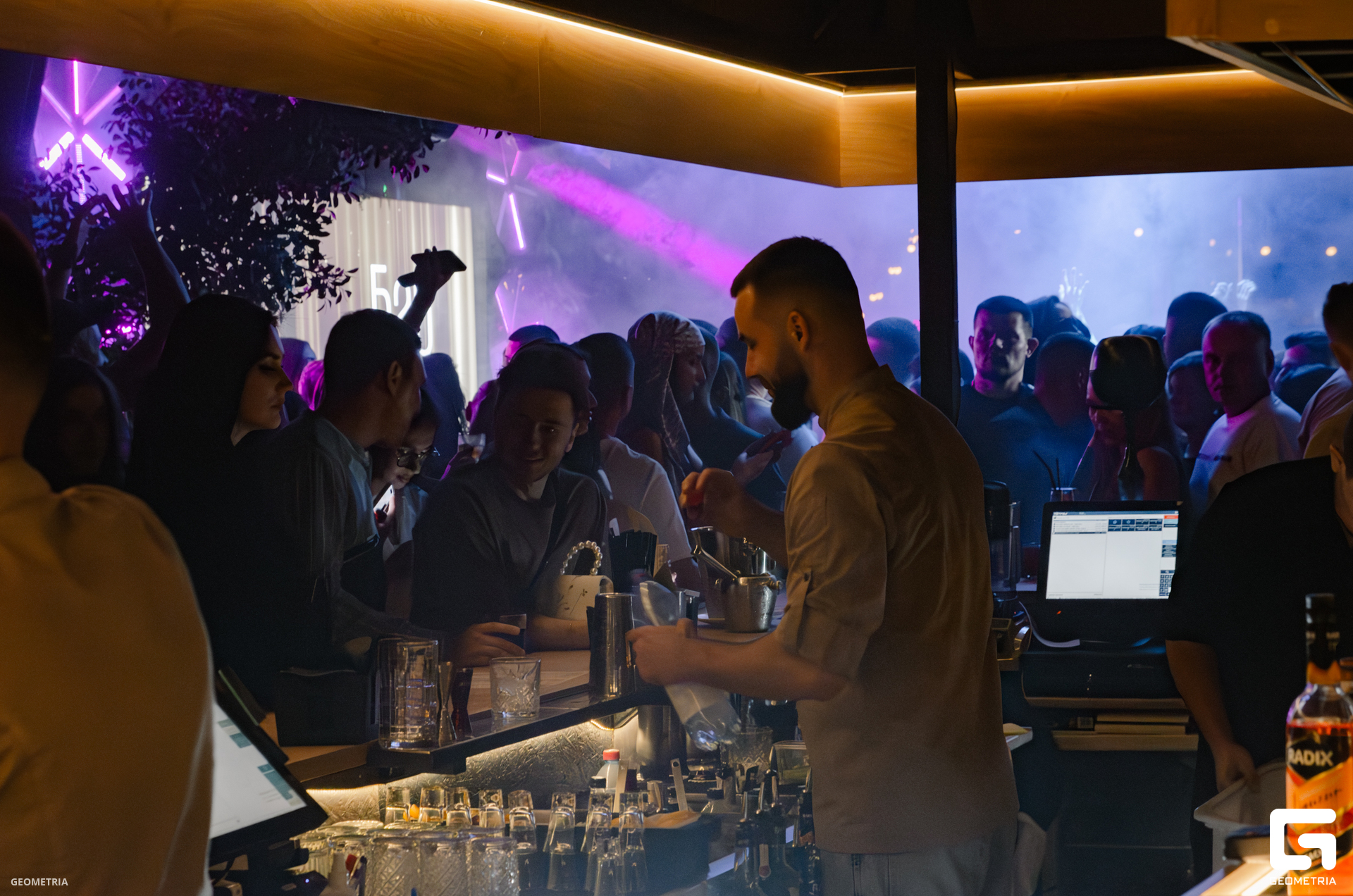 _NKN6323-Улучшено-Ум. шума.jpg