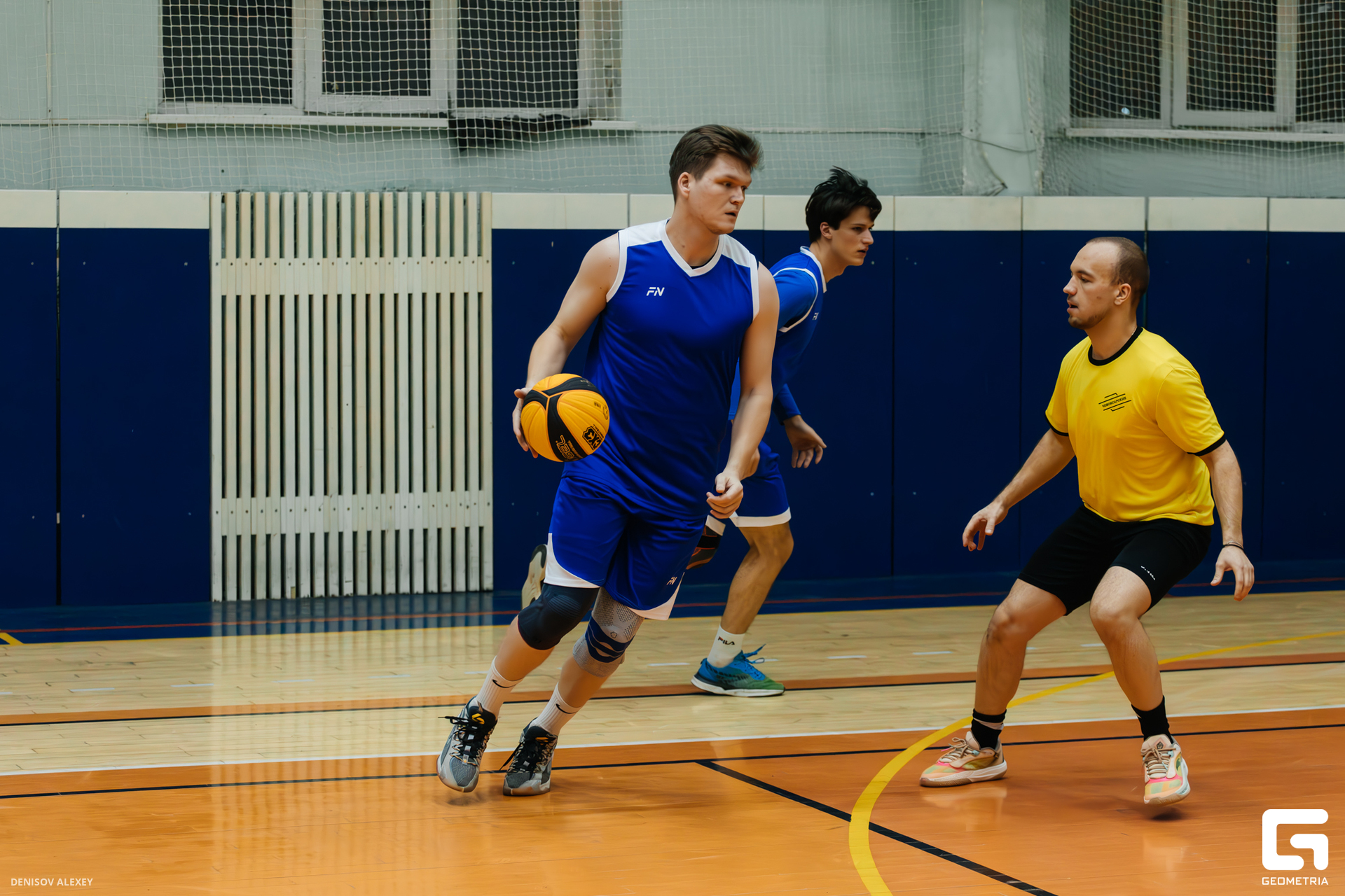 776A9780-Улучшено-Ум. шума.jpg