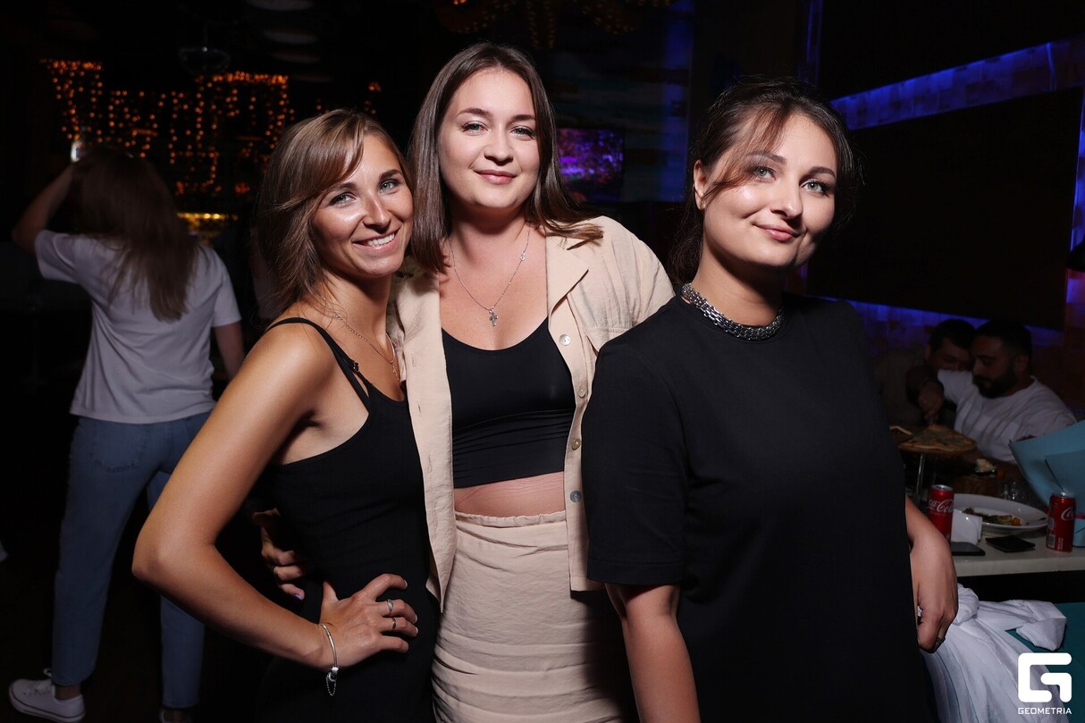 ЖАРКИЙ WEEKEND в VODA 30