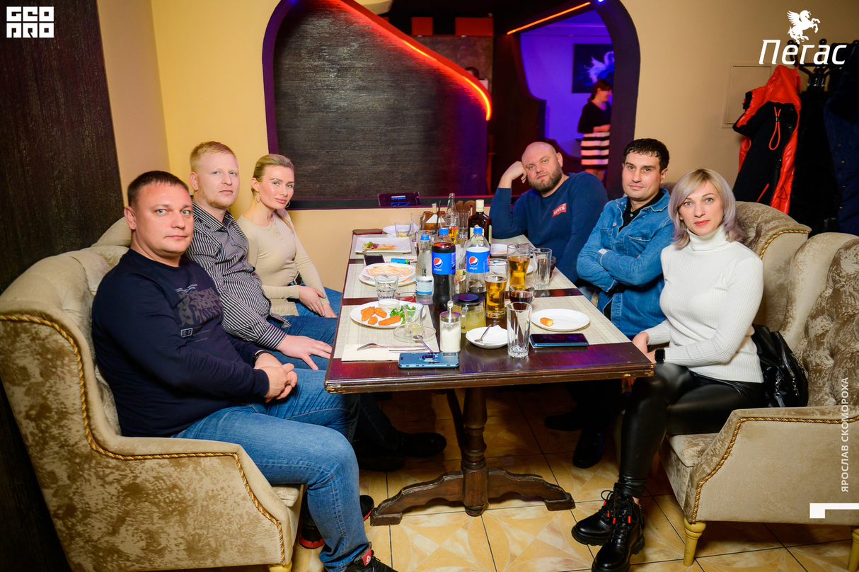 Суббота в ресторане Пегас 12
