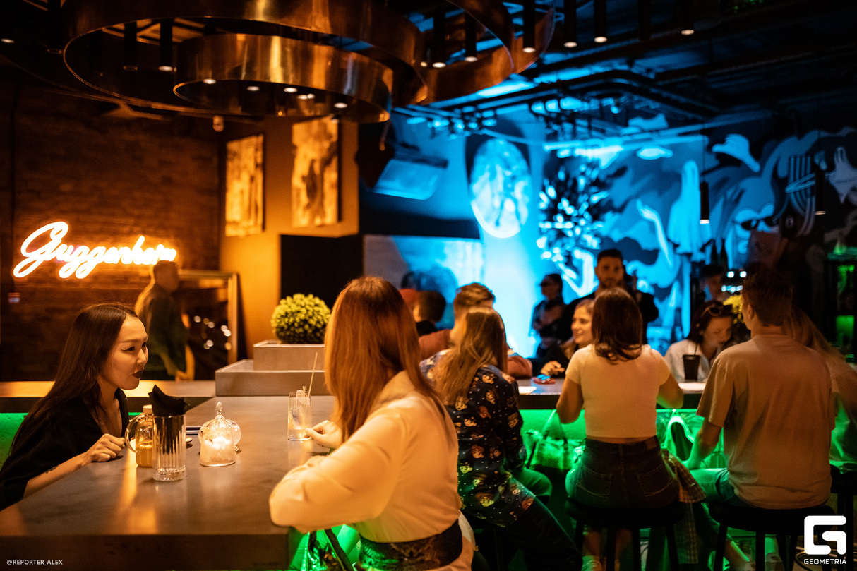 Black Karma в Guggenheim bar 19