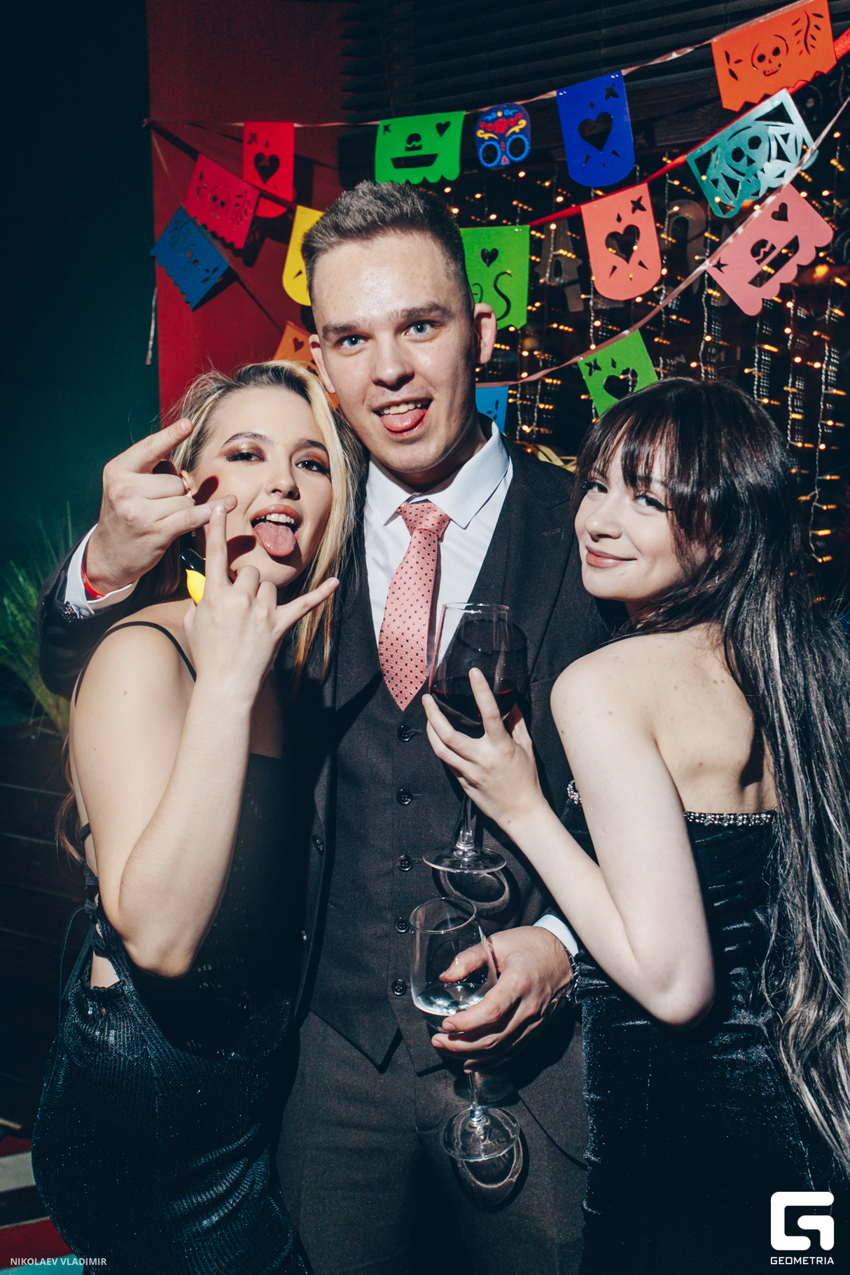 FIESTA PREVIA AL ANO NUEVO pt.4 23
