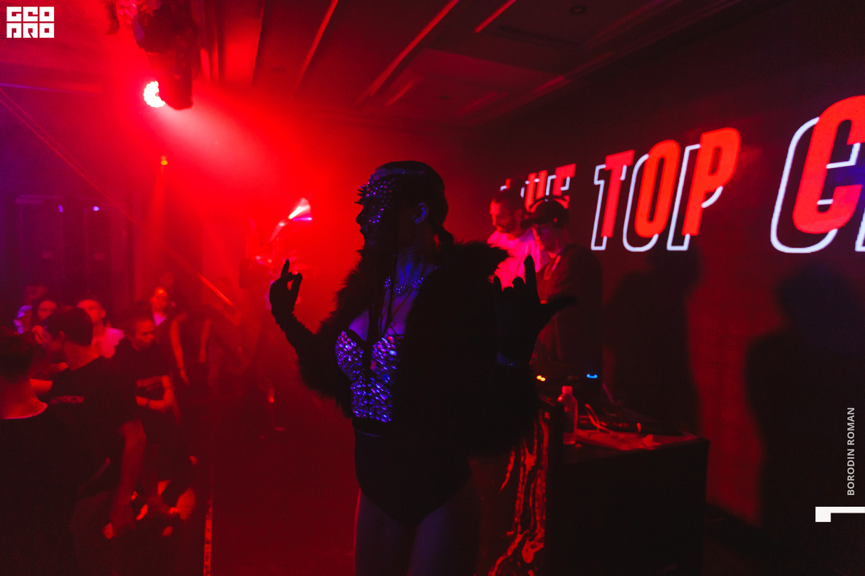 THE TOP CLUB WKND 26