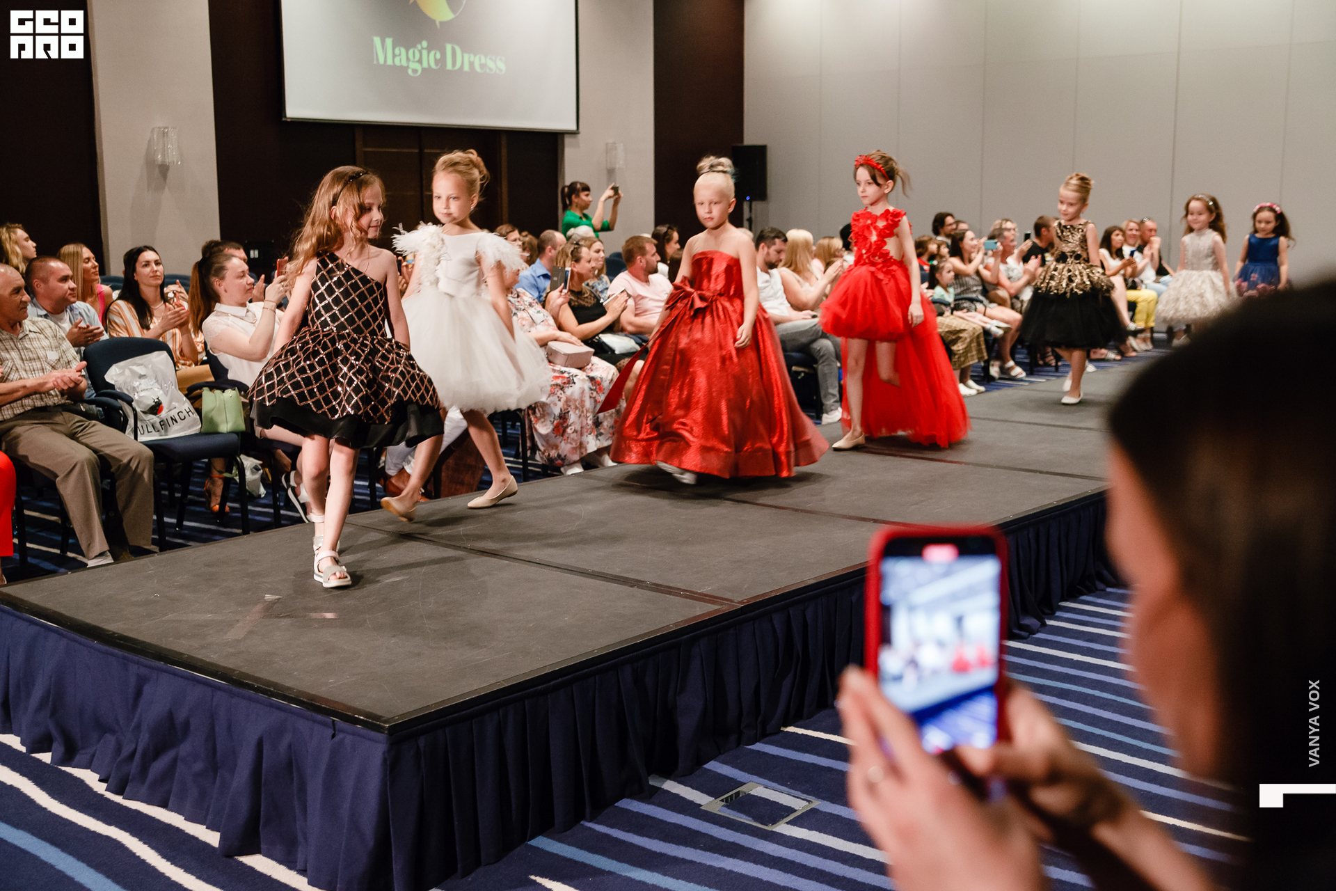 2021-05-23 16-00-00 vox_106.jpg