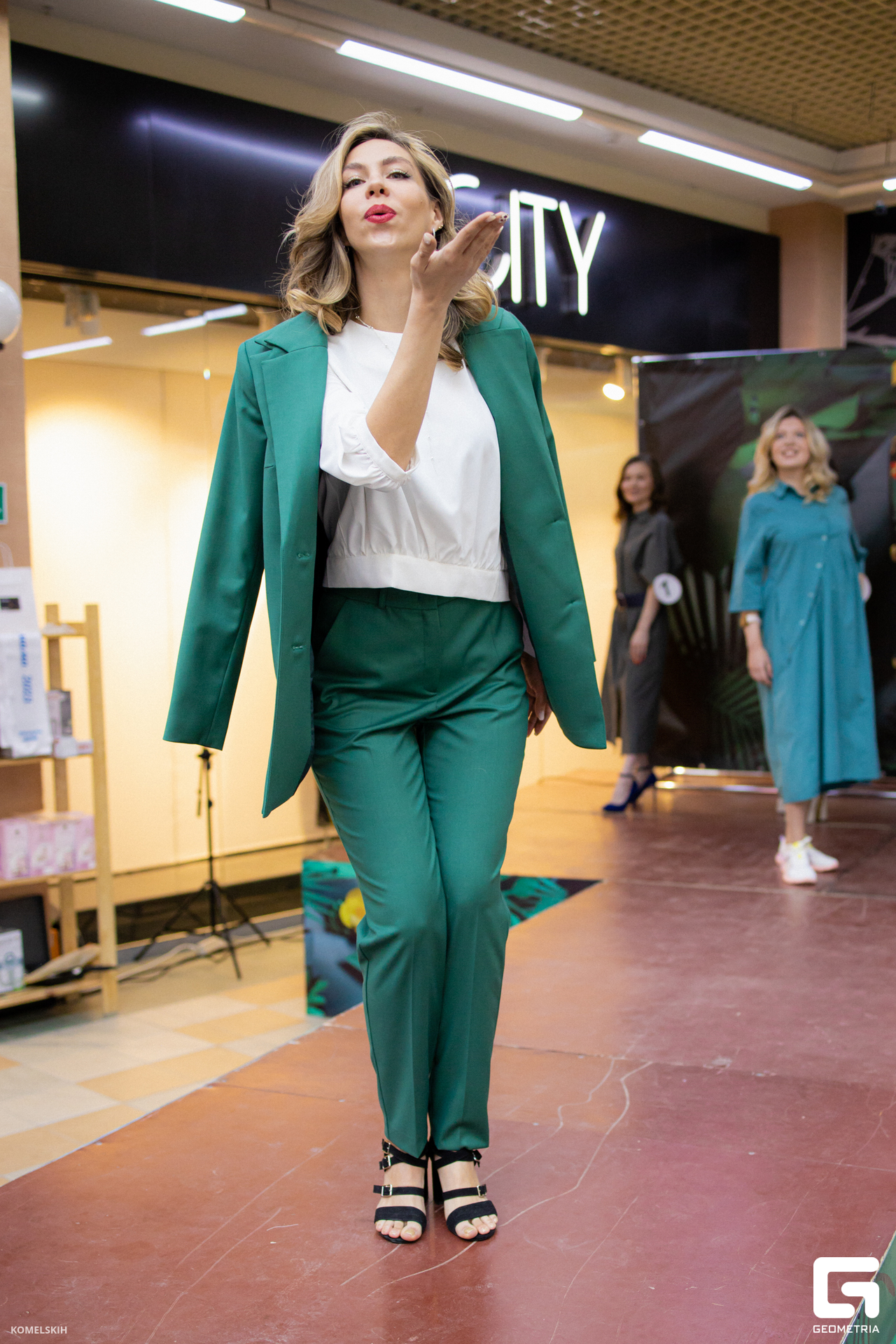 121 - 08_03_23 - 15_21_52 - Komelskih.jpg