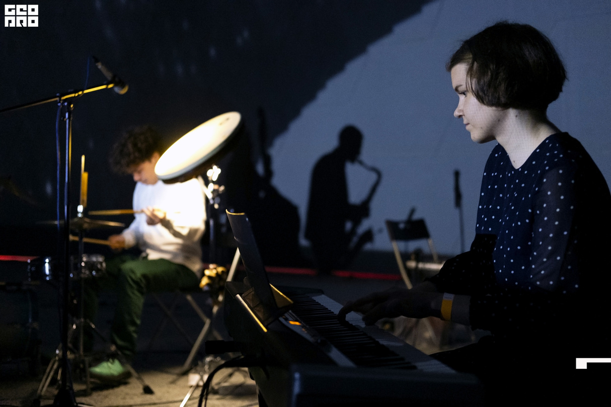 MELANCHOLIC JAZZ IN OUTER SPACE 24