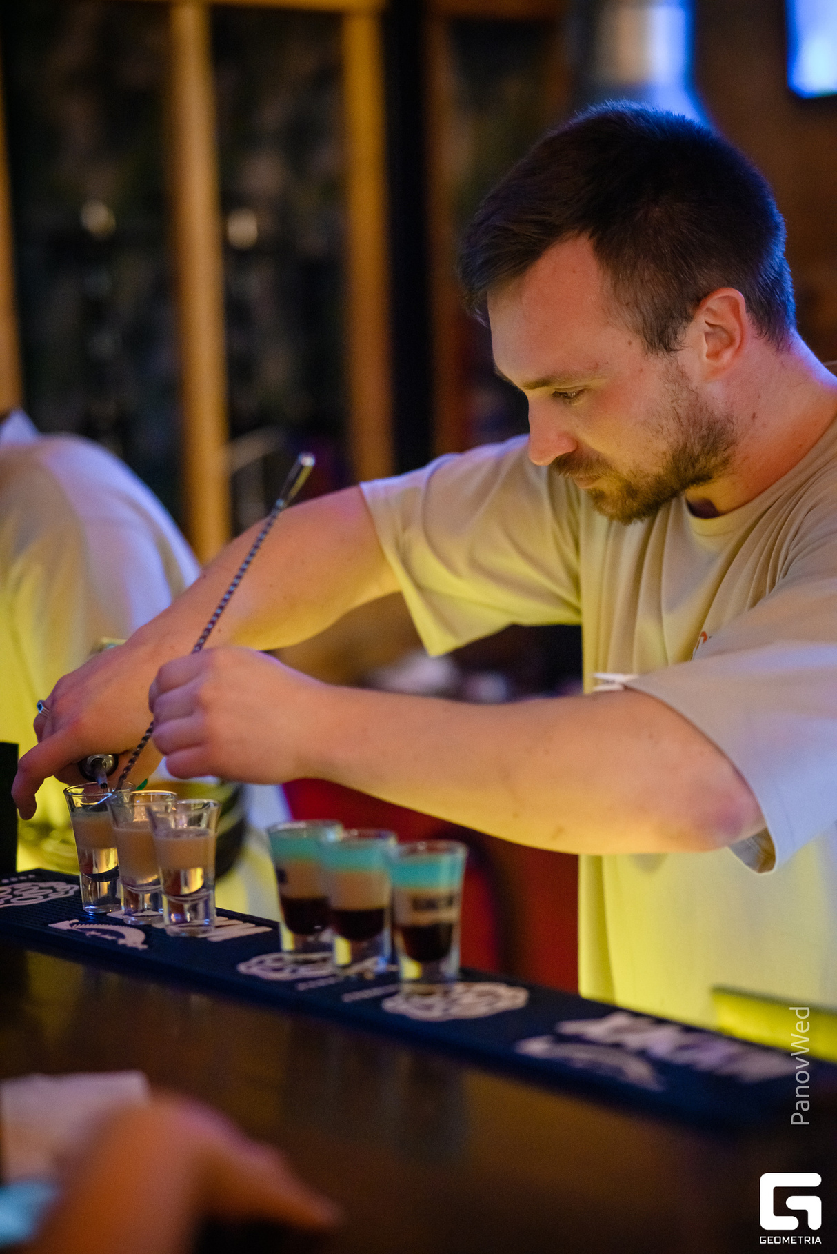 Вечеринка в BNB BOYS BAR 21