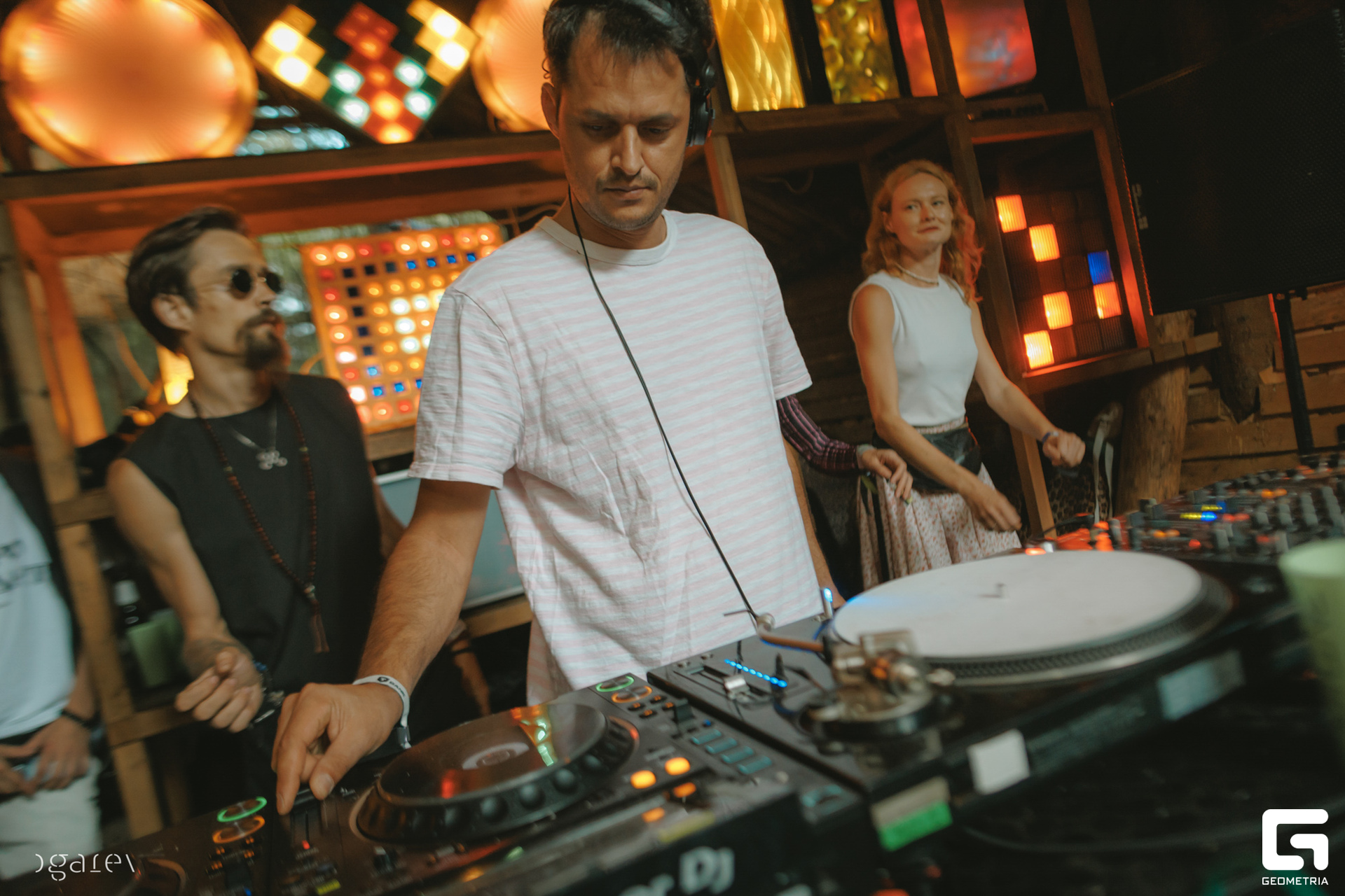 OUTLINE 2024-427-51.jpg