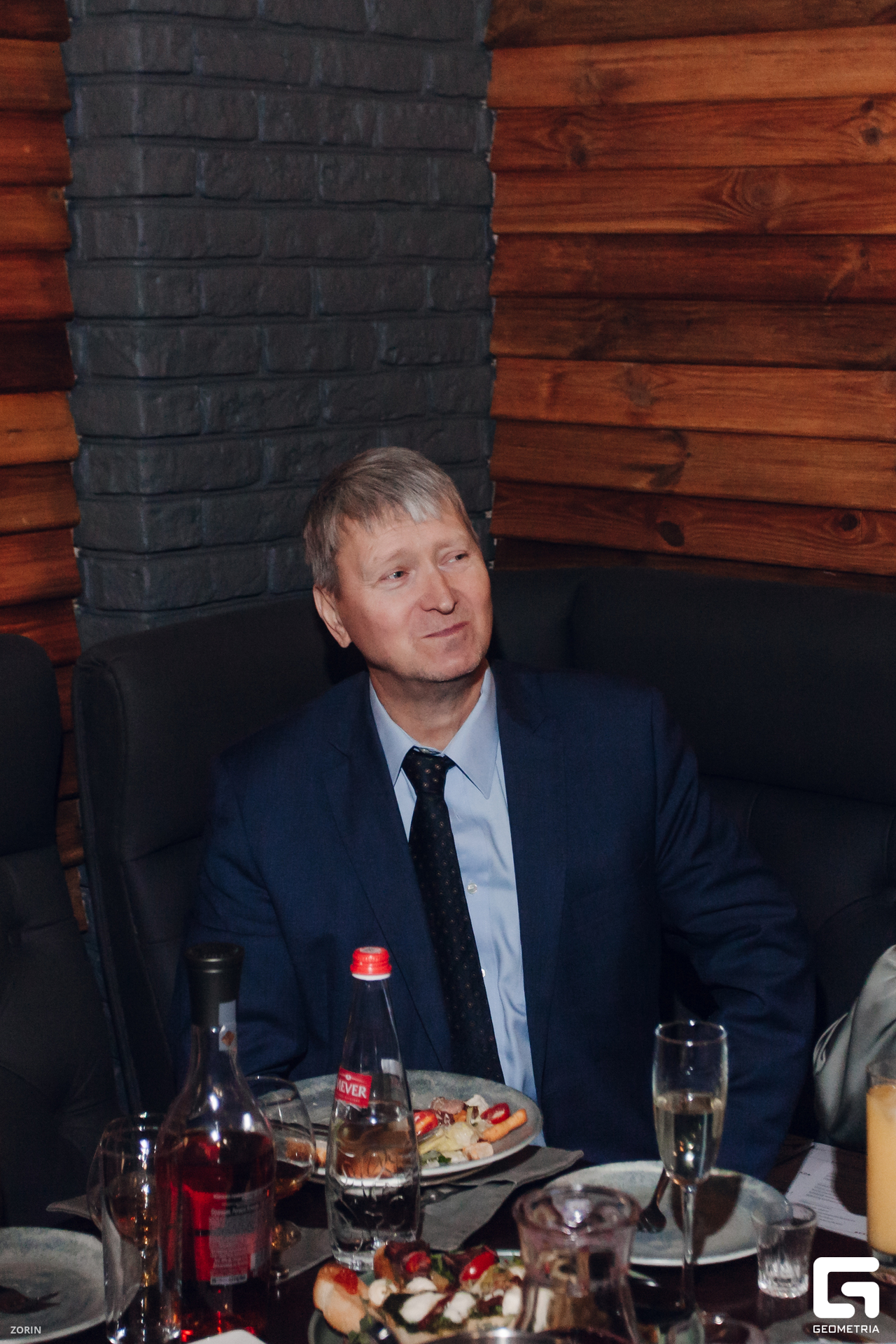 046-19-59-16-19-12-24- Zorin.jpg