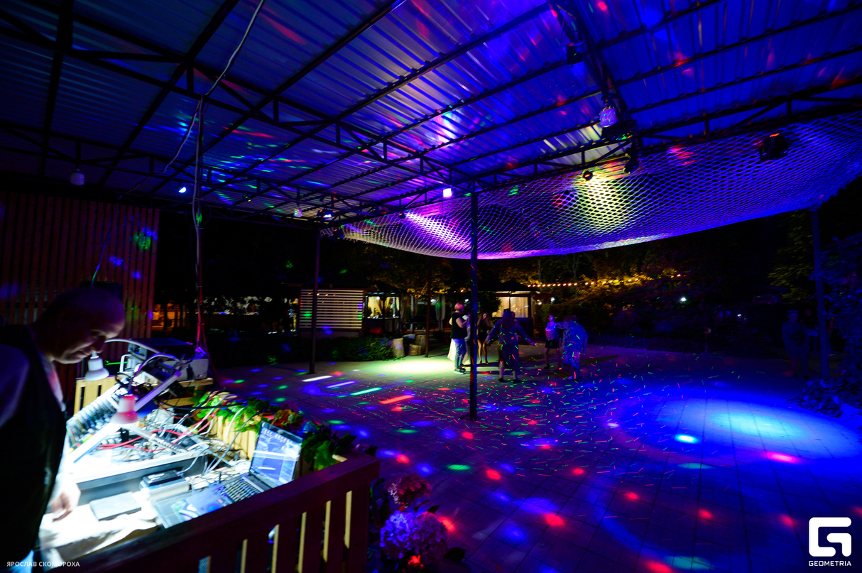 Выходные в кафе "Grill park" 15