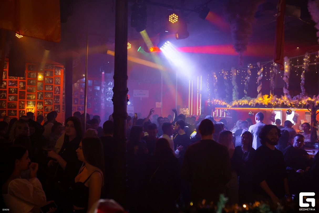 Saturday Night 30