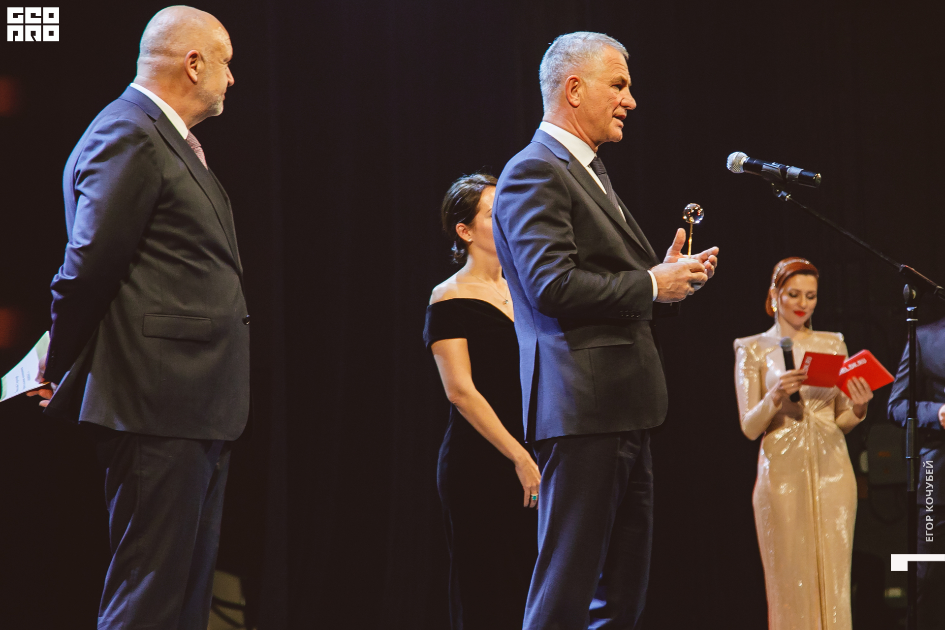 215   120422  230351 .jpg