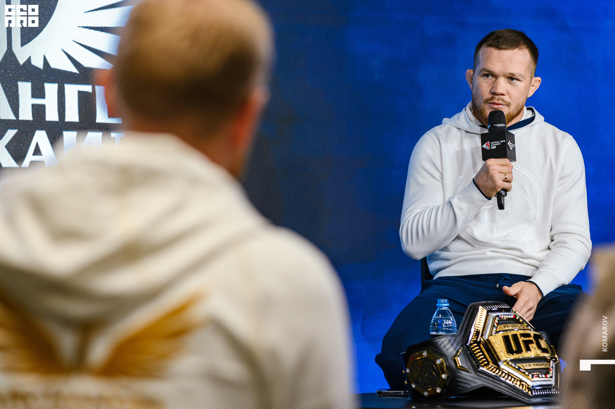 Пресс-конференция чемпиона UFC Петра Яна 21