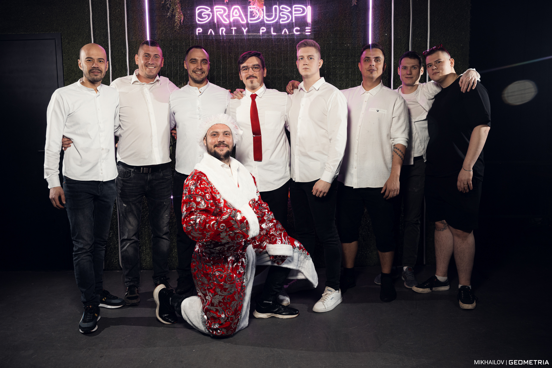 001-311224-5841 Mikhailov-weblogo.jpg